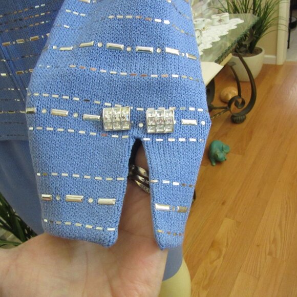 Vtg. St John Marie Gray Evening Blue Knit Skirt Suit w Rhinestones, Sz 4 & 6 - Picture 3 of 12